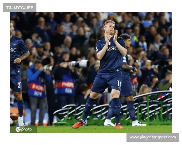 伊蒂哈德球场氛围火热，曼城球迷高歌致敬瓜帅